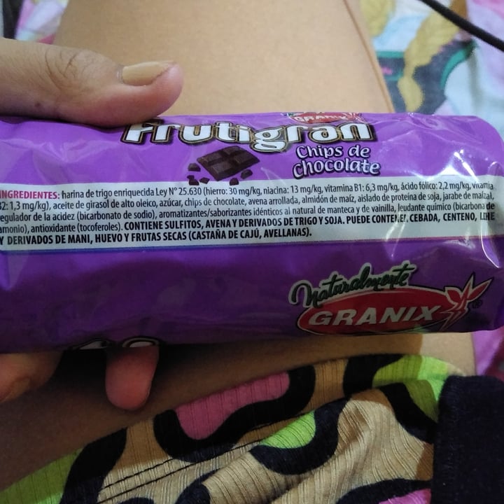 photo of Granix Frutigran Galletas con Chips De Chocolate shared by @milivegan on  07 Feb 2021 - review