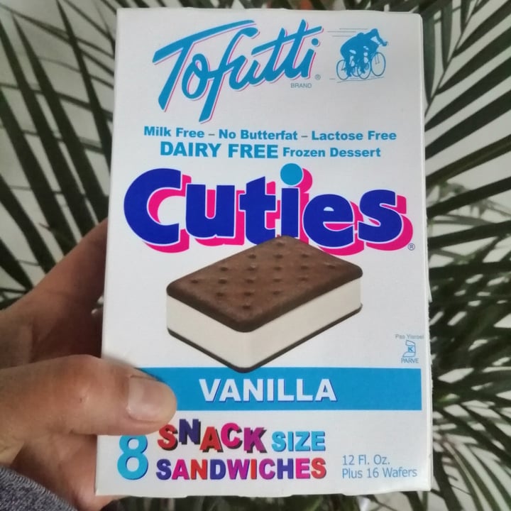 photo of Tofutti Vanilla Cuties shared by @fuegosalvaje on  12 Feb 2022 - review
