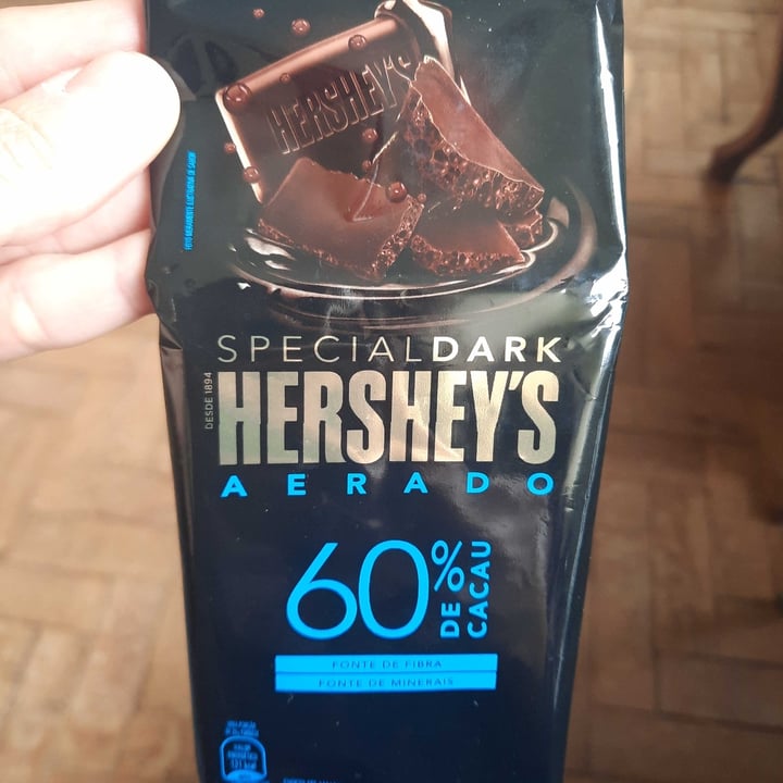 photo of Hershey's Aerado Chocolate 60% shared by @ericagalvao82 on  12 Jan 2022 - review