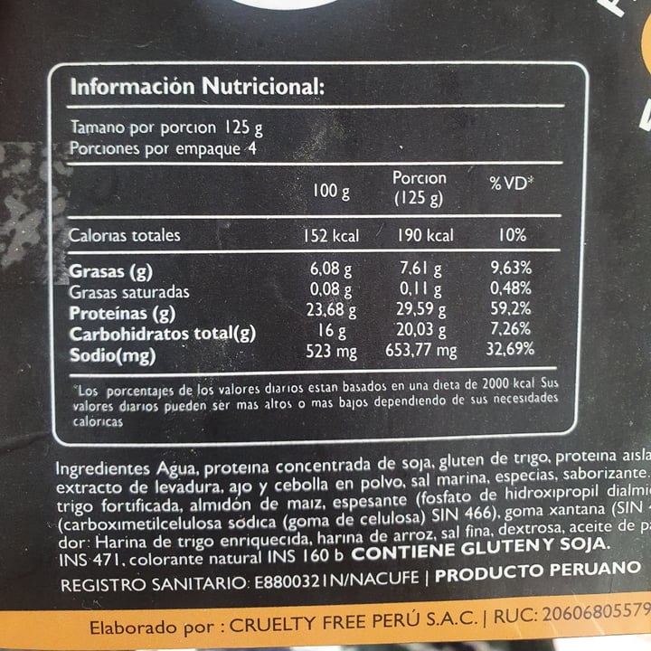 review photo of Peruvian Veef Not Chicken Vurguer shared by @susanacardich on 04 Nov 2022 - review