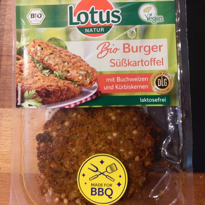 photo of lotus natur Bio Burger Süßkartoffel shared by @bettythegerman on  26 Jun 2021 - review