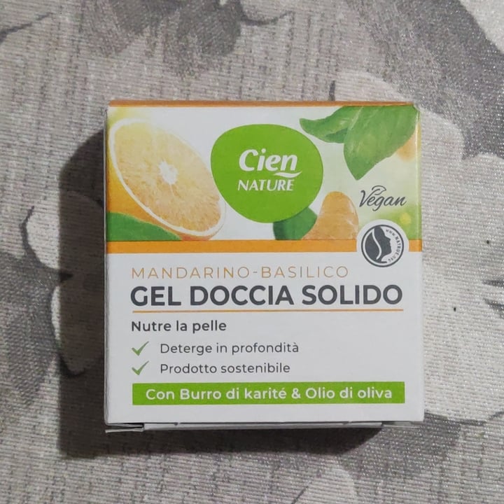 photo of Cien nature Gel doccia solido mandarino e basilico shared by @nocciola on  15 Mar 2022 - review