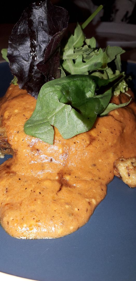 photo of WS Deli Experience Store Lasagna shared by @veganfoodieomgopnik on  25 Aug 2019 - review