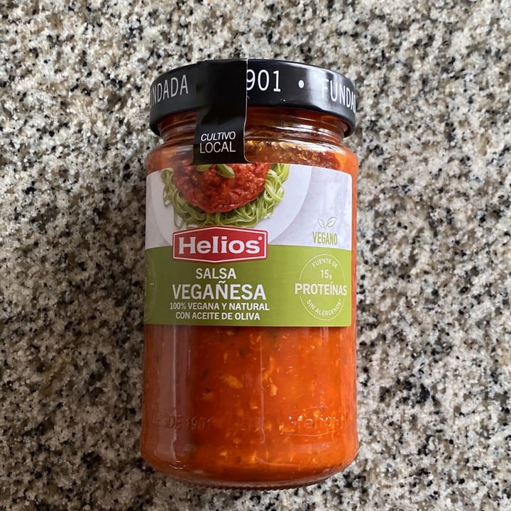 photo of Helios salsa vegañesa shared by @stadidi on  10 Oct 2022 - review