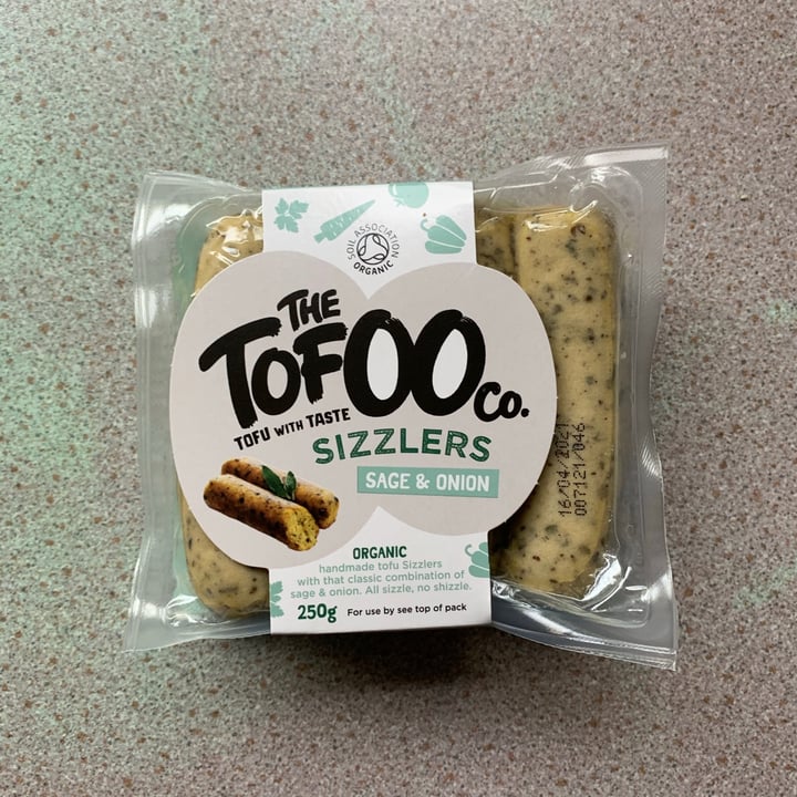 photo of The Tofoo Co. Sage & Onion Sizzlers shared by @petermcgill on  15 Jun 2021 - review