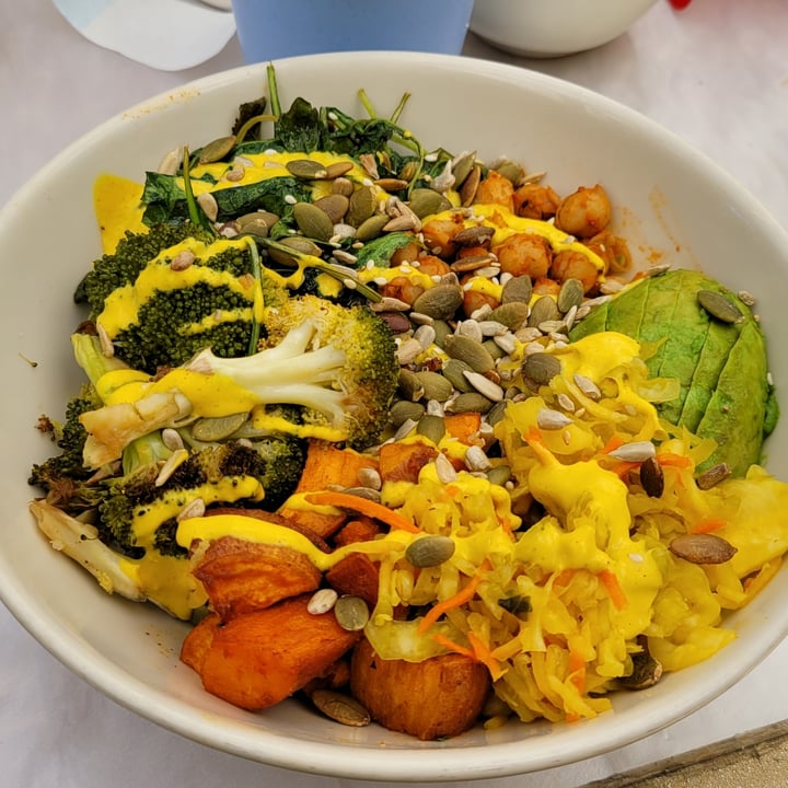 photo of Sunflower Caffé Golden Bowl shared by @wolfj72 on  26 Sep 2021 - review