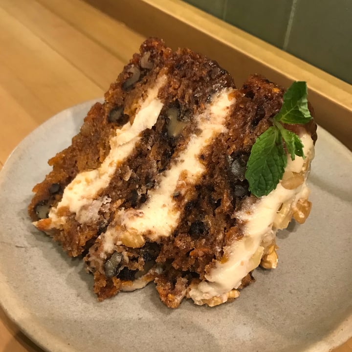 photo of Let it V - Vegan Sushi Carrot cake shared by @sechague on  21 Mar 2021 - review