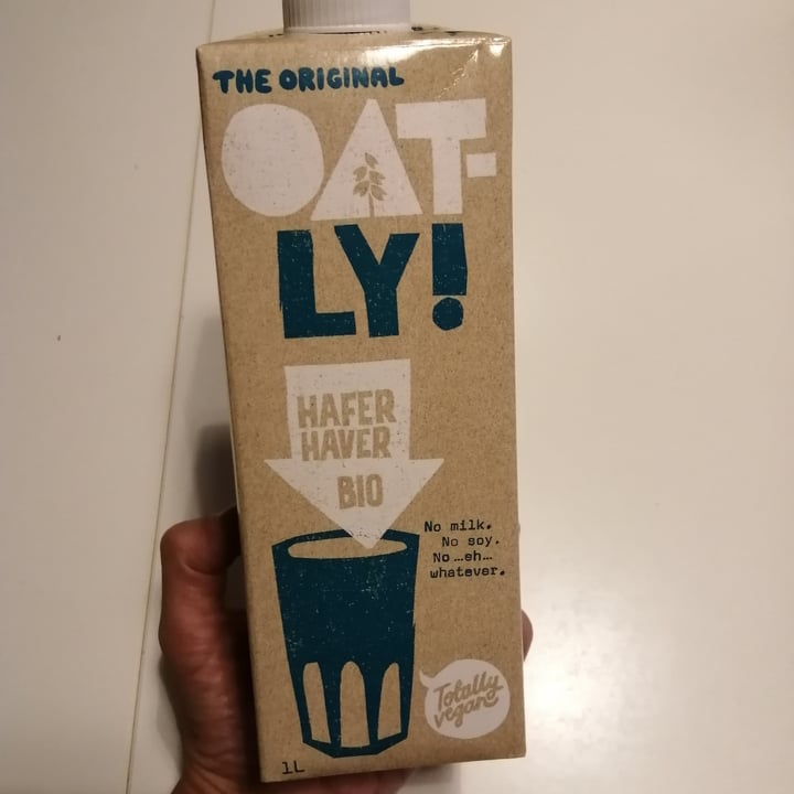 photo of Oatly Avena Avoine Bio shared by @mlizard on  13 Oct 2021 - review