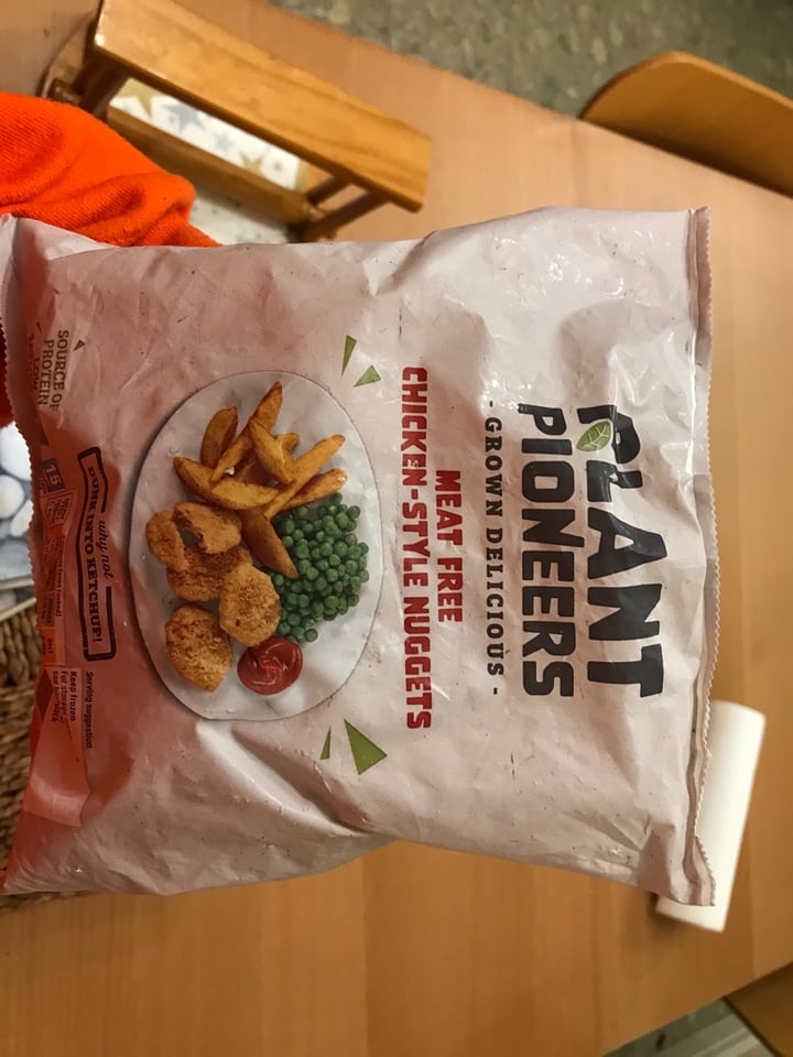 review photo of Plant Pioneers Meat free chicken-style nuggets shared by @lucymaryjohnson on 09 Feb 2020 - review