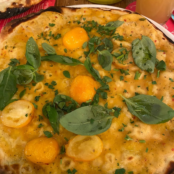 photo of L'Elementare - Trastevere pizza marinara doppia shared by @martarubbersoul on  17 Aug 2022 - review