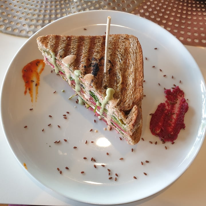 photo of Back2Nature Vegan Café & Grocery Smart Racon Club Sandwich shared by @2billion on  27 Mar 2021 - review