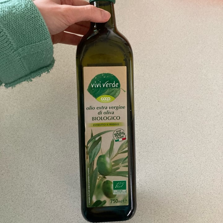 photo of Vivi Verde Coop Olio Extravergine di oliva biologico shared by @helenax on  07 May 2022 - review