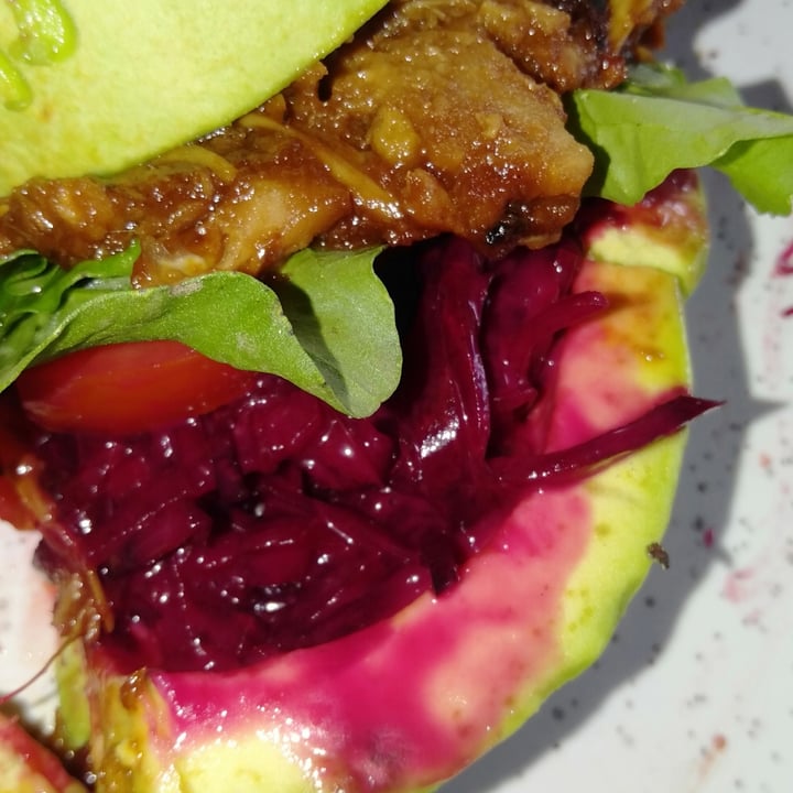 photo of Avocado Warung Ubud Veggie Burger shared by @xiulei on  15 Mar 2022 - review