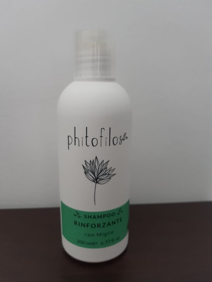 photo of Phitofilos Shampoo Rinforzante shared by @micaveg on  16 Apr 2020 - review