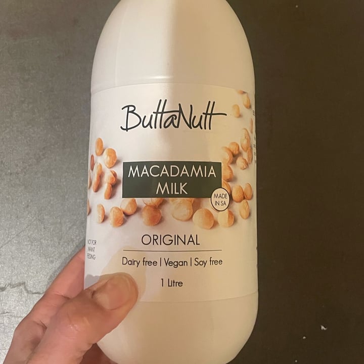 review photo of ButtaNutt Macadamia Milk Original shared by @sparkleshinejen on 28 Jul 2022 - review