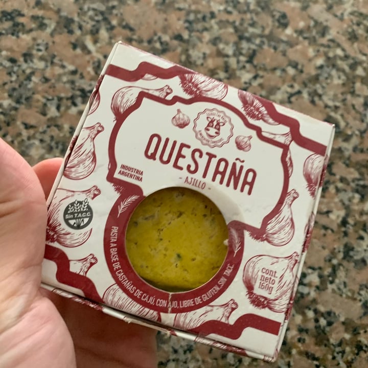 photo of Felices Las Vacas Questaña Queso Vegano al Ajillo shared by @foodfigthers on  03 Oct 2020 - review
