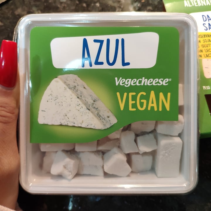 photo of Vegecheese Dados Sabor Azul shared by @marinitaa on  04 Dec 2020 - review