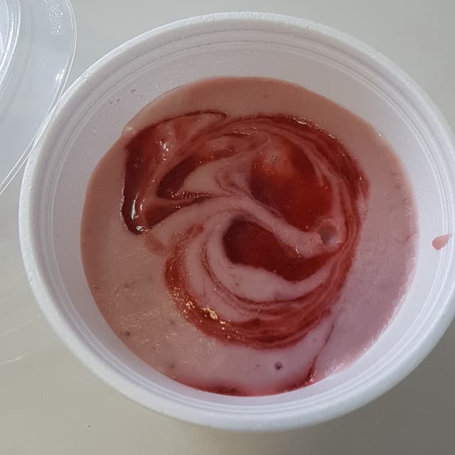 「Sorvete de morango」の料理の写真