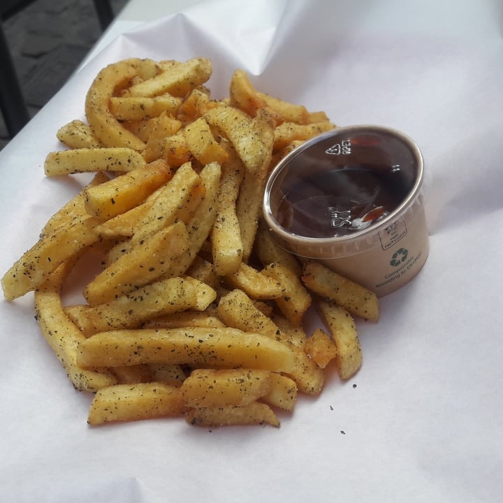 photo of Kitsune Burgers furikake fries shared by @gabinboy on  16 Jul 2022 - review