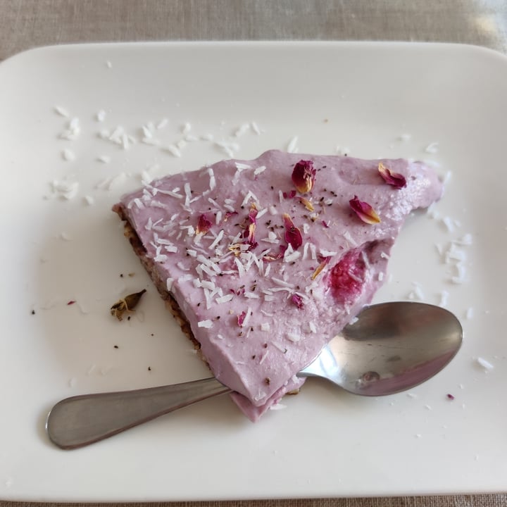 review photo of Happy Green Food Torta Crudista shared by @vegangio on 23 Aug 2022 - review
