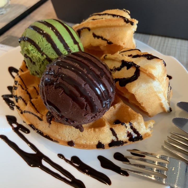 review photo of WS Deli Experience Store Classic Waffle shared by @cathymaggots on 27 Oct 2020 - review