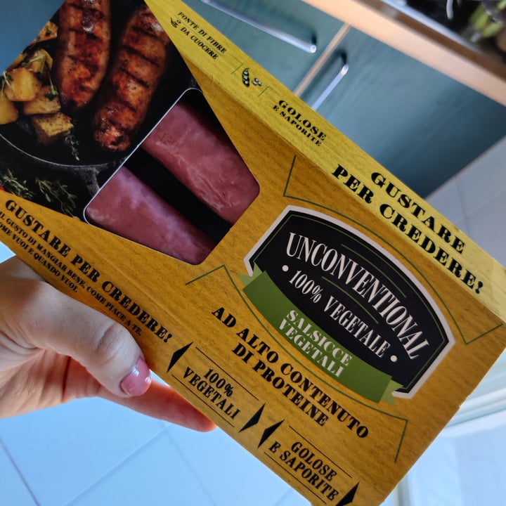 photo of Unconventional Salsicce Vegetali - Sausages shared by @flavieddu on  04 Jul 2022 - review