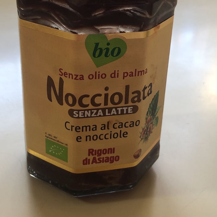 photo of Rigoni di Asiago Crema de cacao y avellanas ecológica shared by @valerimo on  06 Dec 2021 - review