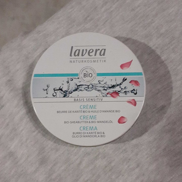 photo of Lavera Naturkosmetik All-Round Cream shared by @blupola on  01 Dec 2021 - review