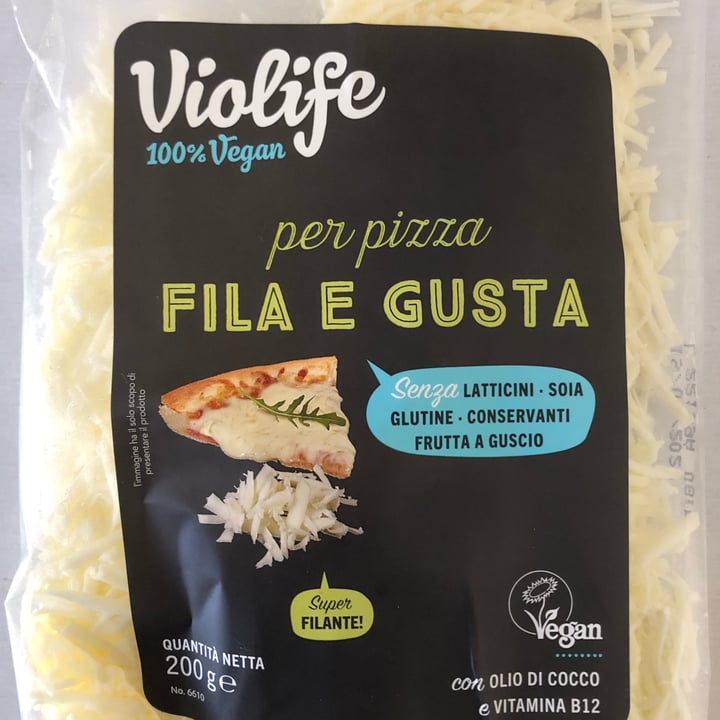 photo of Violife Per pizza fila e gusta shared by @letabeta on  02 Sep 2022 - review