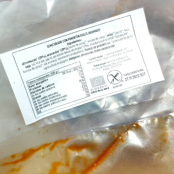 review photo of Veggie Karma Queso Semicurado con Pimentón Dulce Ahumado shared by @nanoruru on 06 Jul 2022 - review