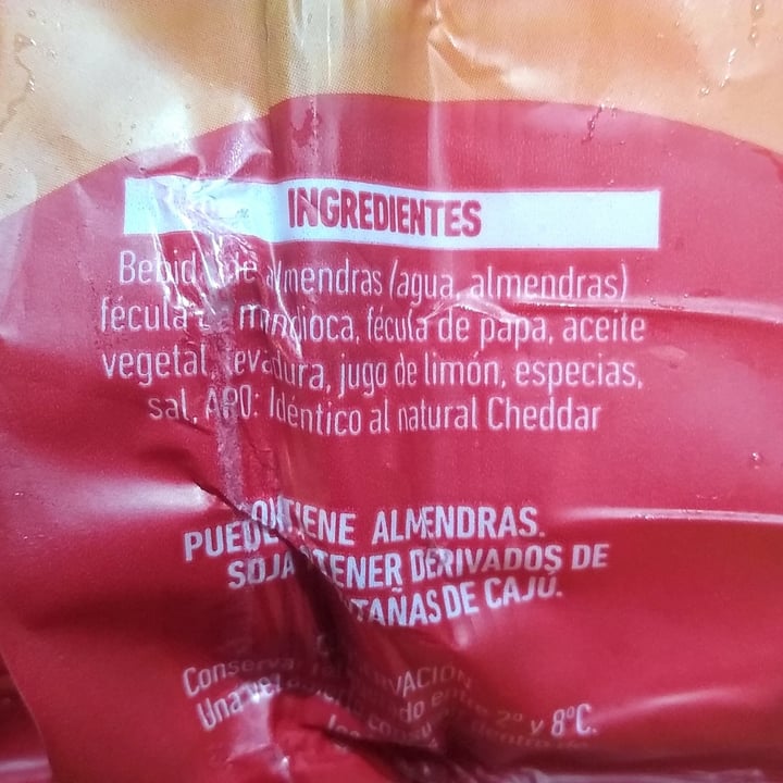 photo of Felices Las Vacas Queso Cheddar en Fetas shared by @shaielredigonda on  17 Dec 2021 - review