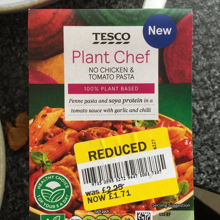 photo of Tesco Plant Chef No chicken & Tomato Pasta shared by @ameriamber on  15 Sep 2021 - review