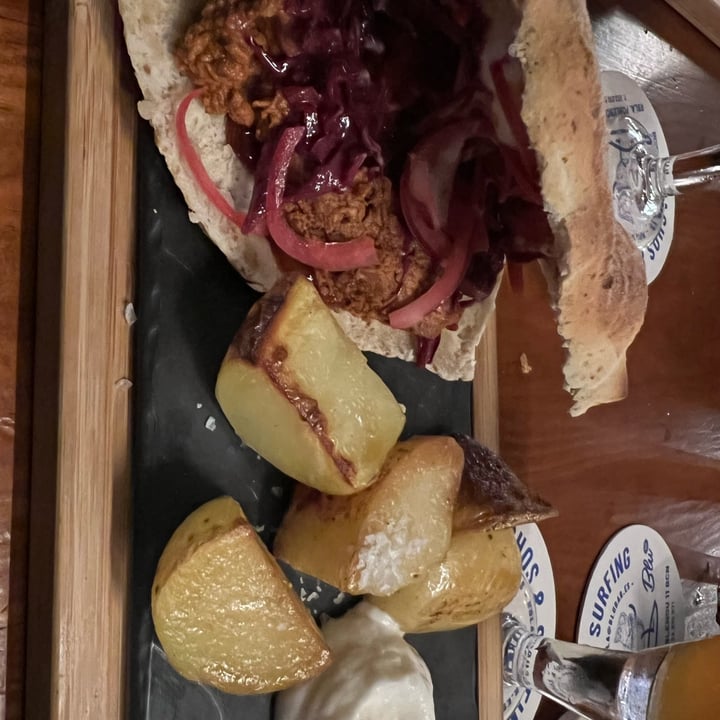 photo of Blu Bar Pulled pork goes happy shared by @santofco on  28 Oct 2022 - review