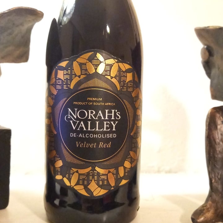 review photo of Norah's Valley Velvet Red shared by @merle60 on 25 Sep 2021 - review