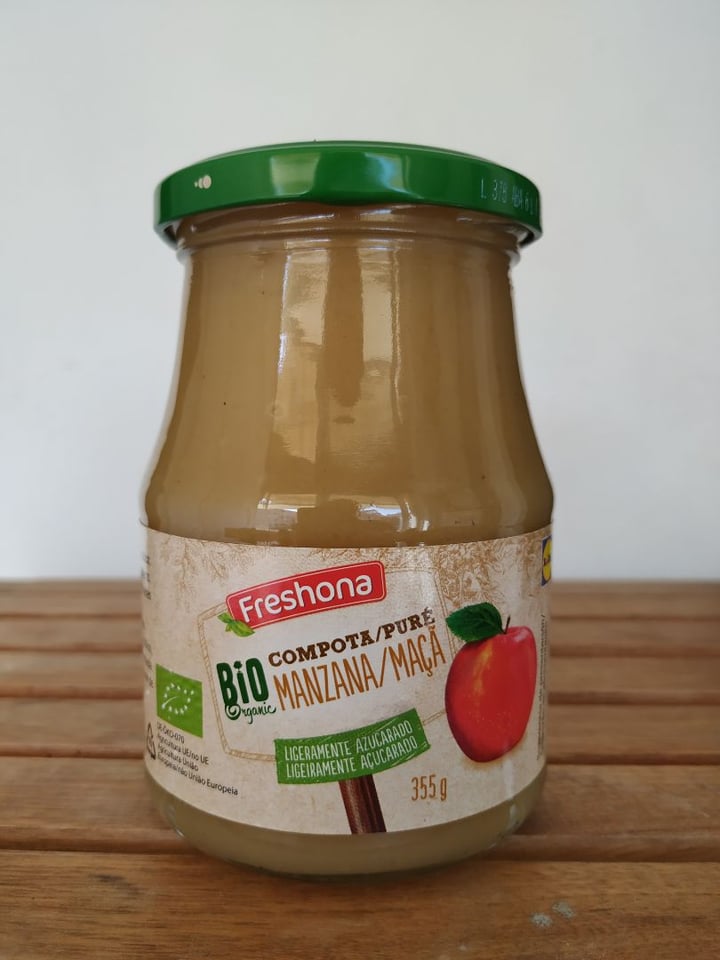 photo of Freshona Compota de manzana shared by @daviliko on  04 Apr 2020 - review