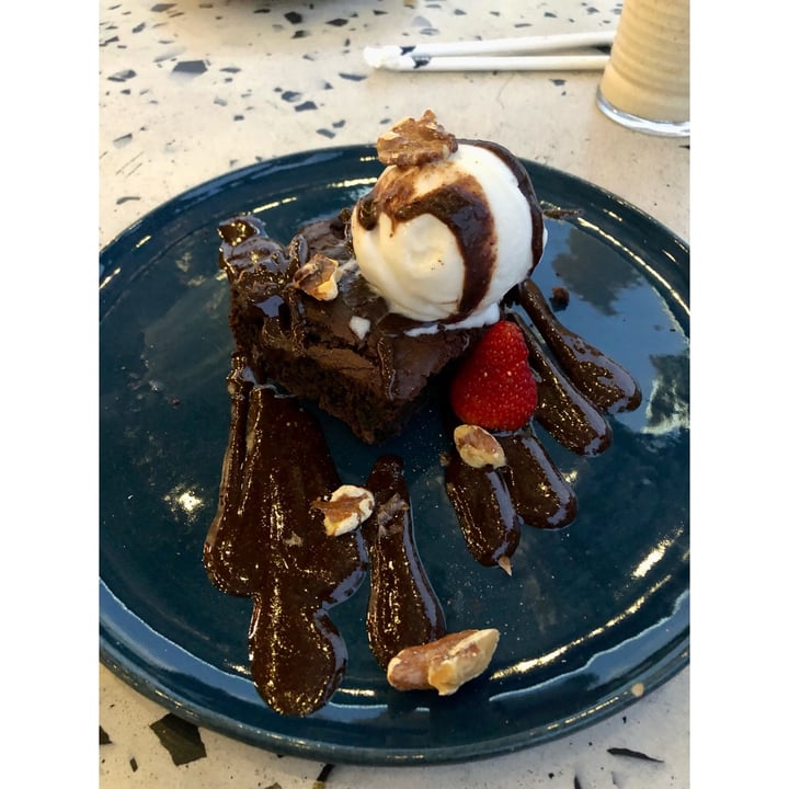 photo of Lexi's Healthy Eatery Chocolate Brownie shared by @plainladyjane on  19 Feb 2022 - review
