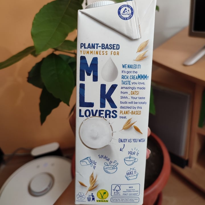 photo of Alpro Alpro - This is not milk (soy) shared by @flouredfingers on  05 Oct 2022 - review