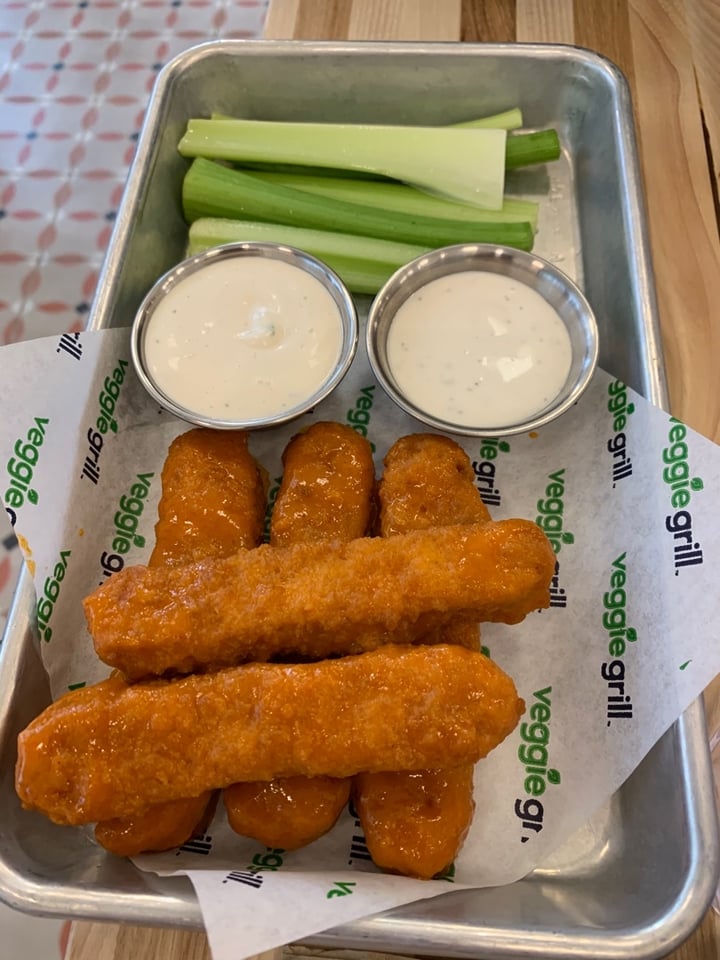 photo of Veggie Grill Buffalo Wings shared by @veggie5 on  27 Dec 2019 - review
