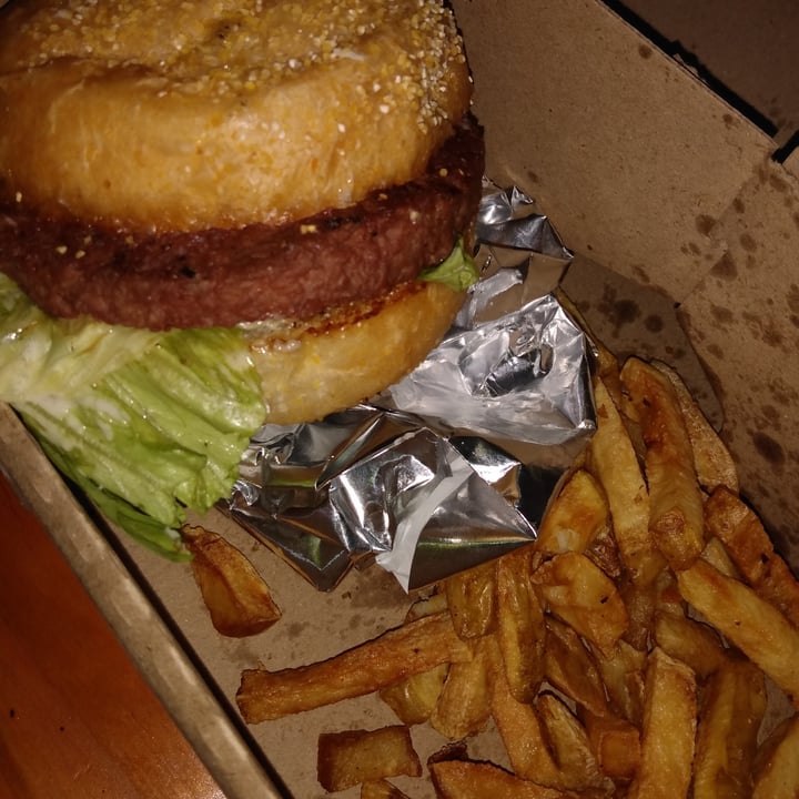 photo of Lowell's Biergarten Not Cheeseburger (NOTCO Burger) shared by @aveganstilllearning on  15 Sep 2020 - review