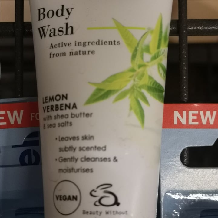 photo of Woolworths Lemon verbena Body Wash shared by @pigsnpaws on  29 Jan 2020 - review