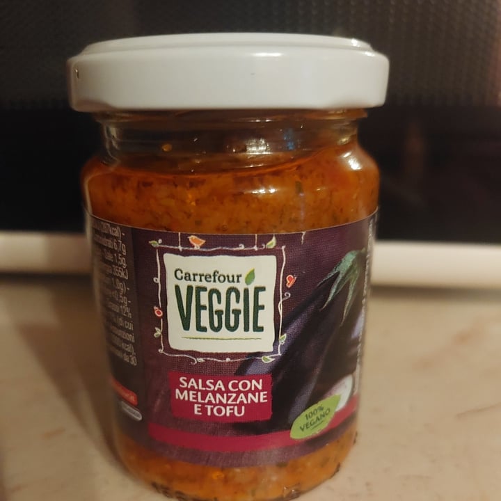 photo of Carrefour Veggie Salsa con melanzane e tofu shared by @poul on  15 Oct 2022 - review