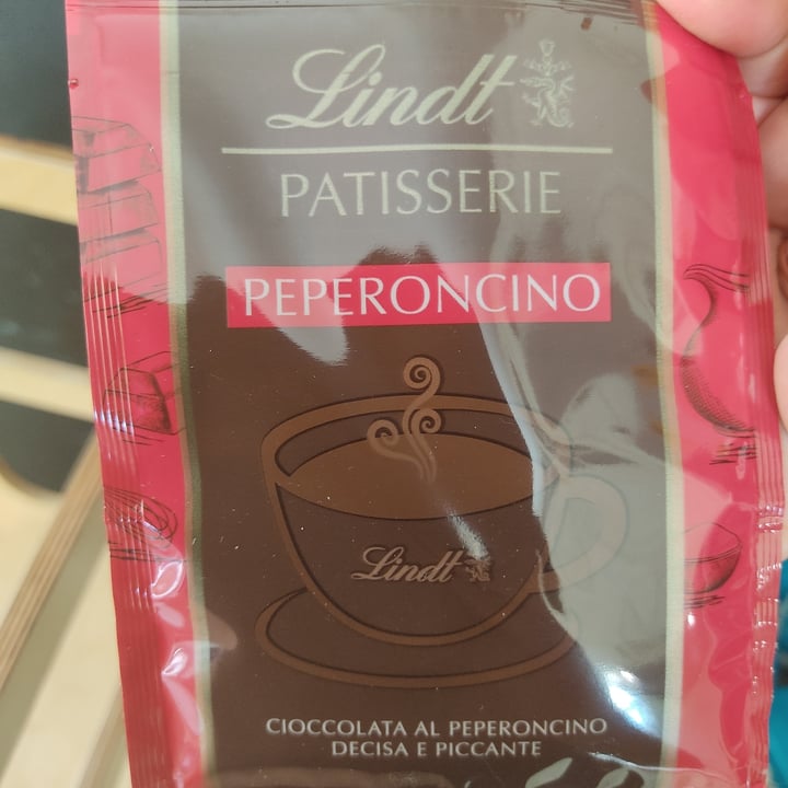 photo of Lindt Cioccolata calda peperoncino shared by @cla-lacla on  12 Mar 2022 - review