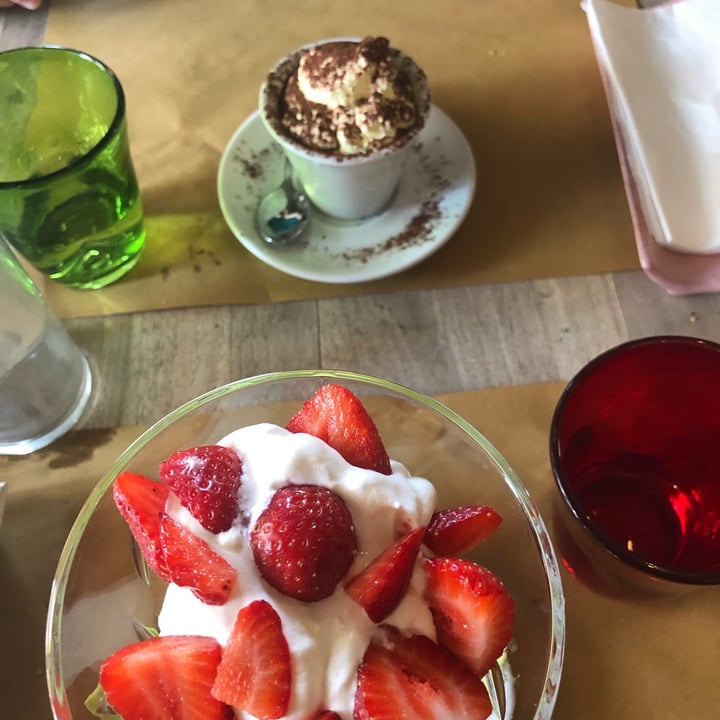 photo of Buddy Italian Restaurant Cafè Tiramisù Vegan shared by @alessiavicini on  17 Jul 2022 - review