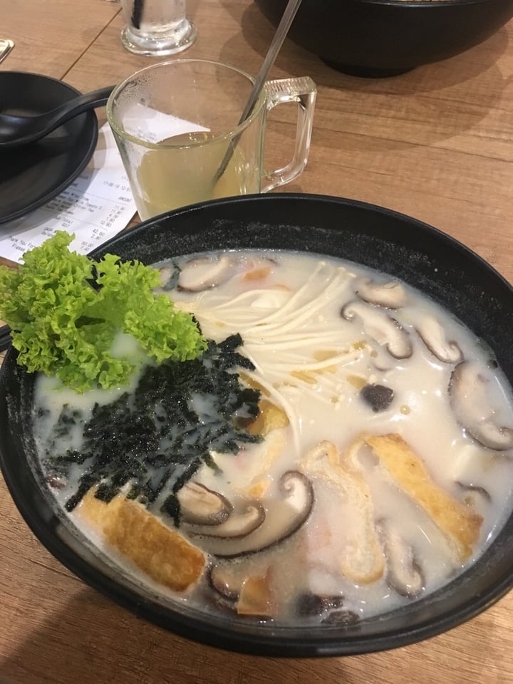 photo of Saute-San Soy Milk Tomato Seaweed Ramen shared by @chuchuliette on  06 Sep 2019 - review