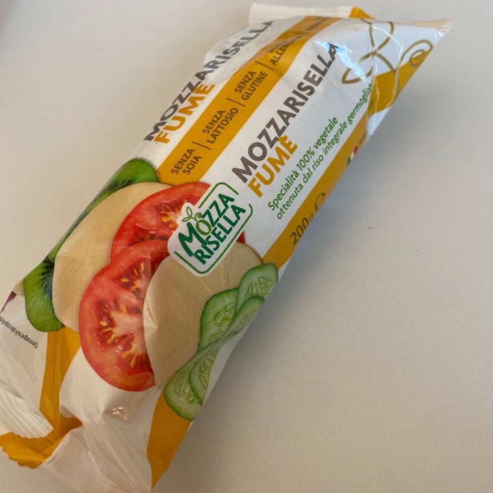 photo of Mozzarisella Mozzarisella Smoked shared by @salvalice on  24 Apr 2021 - review