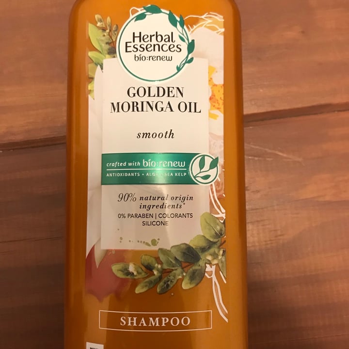 photo of Herbal Essences Shampoo Golden Moringa Oil shared by @valeriagarcia on  01 Sep 2020 - review