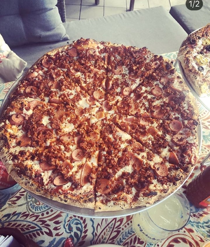 photo of Ixteriolo's Pizza Tres Carnes shared by @adhara on  23 Jan 2020 - review