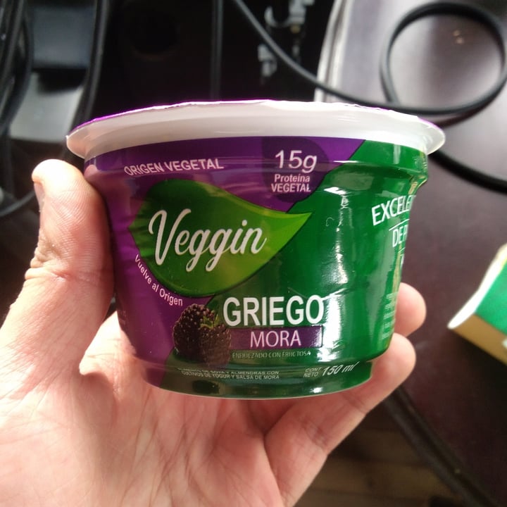 photo of Veggin Yogurt Griego de Mora shared by @rafecomo on  23 Apr 2021 - review