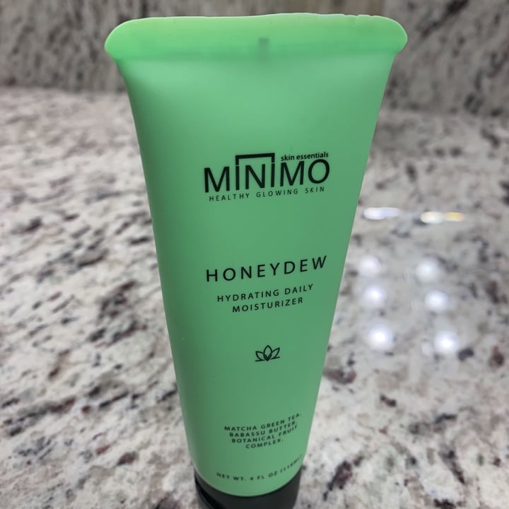 review photo of Minimo Honeydew Hydrating Daily Moisturizer shared by @porschesimone on 23 Dec 2020 - review