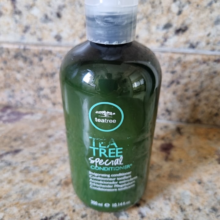 photo of teatree tea tree special conditioner shared by @patdroeber on  08 May 2022 - review